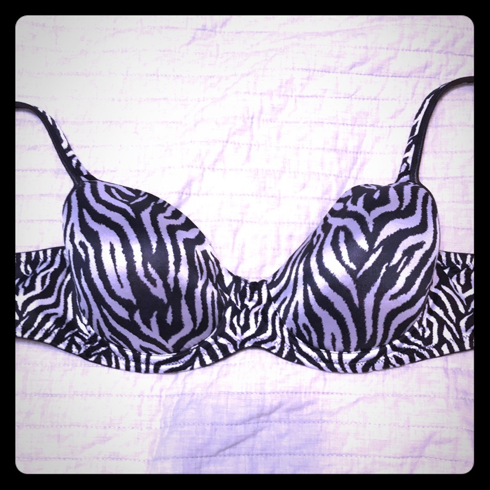 Playtex Secrets Side Smoothing Underwire Bra